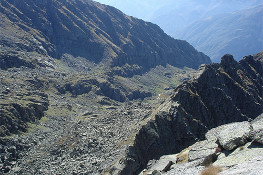 Il Vallone dell'Alpuggio dal Colle di Destrera (Foto P. Piatti, P. Quagliolo)