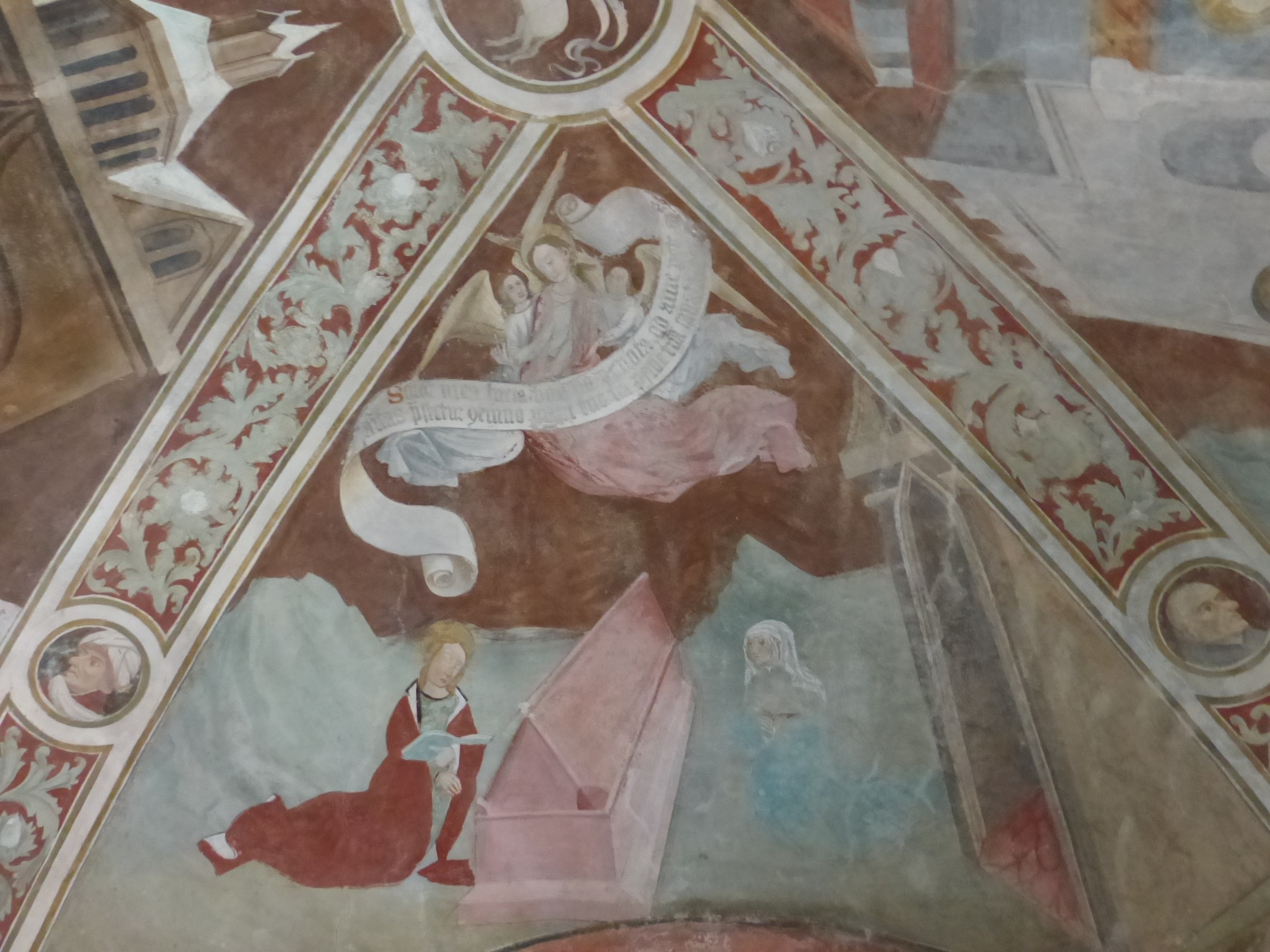 Santa_Lucia_dei_Vignaioli_affreschi_4.jpg