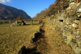 Sentiero sul fondovalle