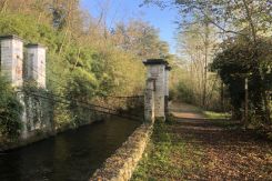 Ponte in ferro sul canale di Caluso