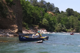 Kayak sulla Stura di Lanzo. Foto tratta da http://www.paddlingitaly.com