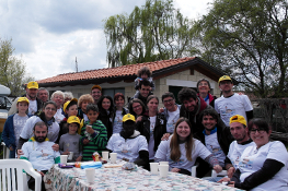 Foto di gruppo dei volontari