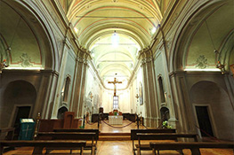 Chiesa: navata - L'impianto della chiesa primitiva è databile ai secoli VIII-IX. L'organo è un prestigioso Cesare Catarinozzi