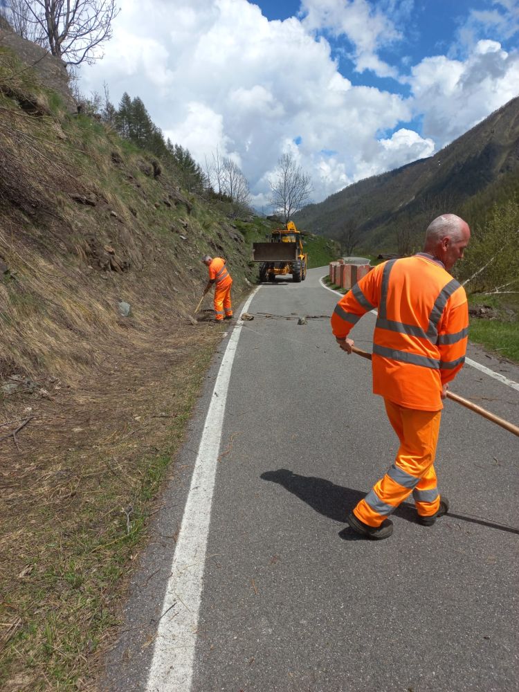 lavori su SP 32 verso Malciaussia 5