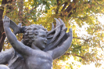 Viva la primavera! Fontana Angelica di piazza Solferino, Torino - foto di Marisa Sardu