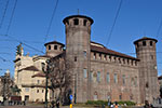 Torino: Palazzo Madama, piazza Castello  - foto di Beppe Marocco