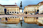 Riflessi in piazza San Carlo - foto di Gian Marco Stroppolo