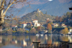 Santuario della Madonna dei Laghi e Castello - foto di Rosalba Fusero