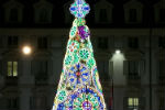 Torino... l'albero luminoso - foto di Enzo Tricerri