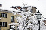 Piazza S. Lorenzo, Giaveno: quando la neve si ferma per farsi ammirare  - foto di Maria Belcastro 