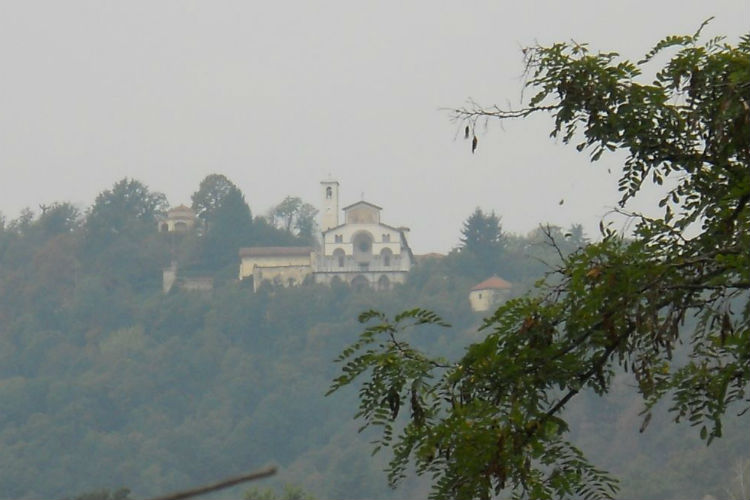 Valperga - Veduta Santuario Belmonte