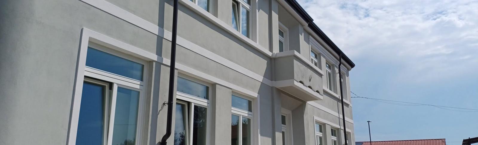 l'edificio della frazione di Strambino