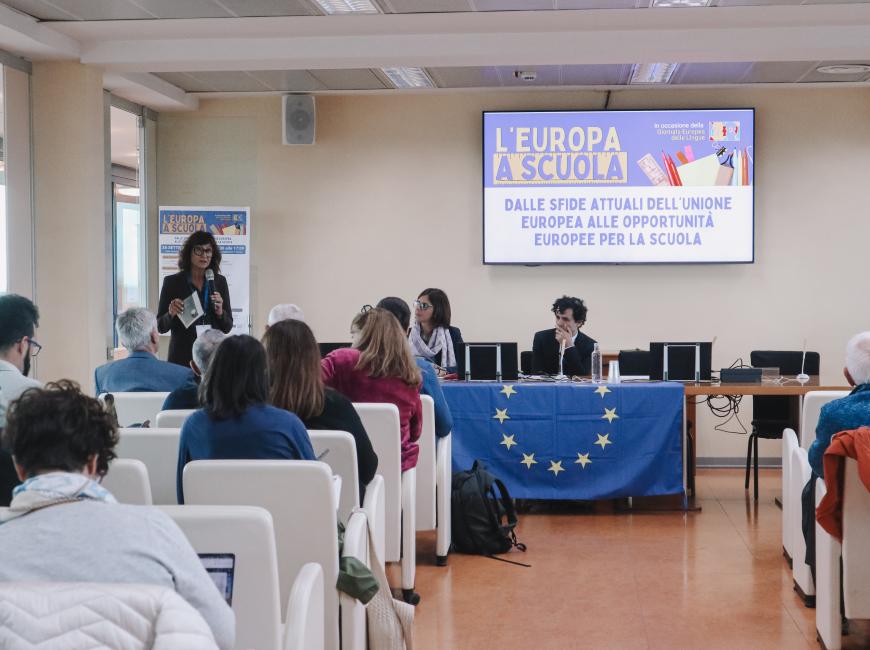 Europa a Scuola_Presentazione dei percorsi scolastici di Europe Direct Torino ai docenti per l'anno 2025/2026
