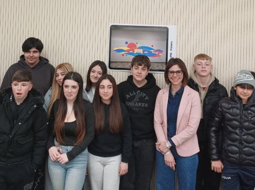 Schillaci con ragazzi e ragazze