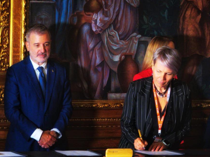 la firma del documento 