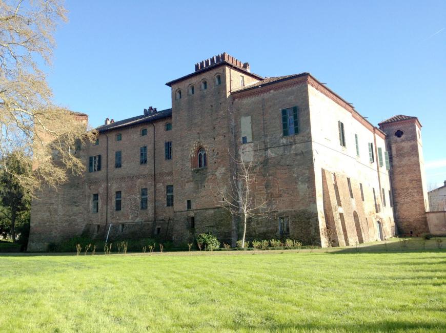 Castello Sannazzaro