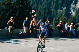 Lorenzo_Mark_Finn_1_cronoscalata_Les Carroz-Flaine_Tour de l'Avenir_24_08_2026_1