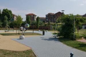 Comune di Moncalieri  MON-E4 - Parco scolastico e culturale "Cascina Maina" e percorsi ciclabili