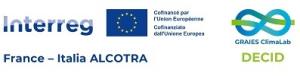 Bandiera UE su sfondo bianco, con la scritta Interreg Alcotra e a fianco la scritta DECID