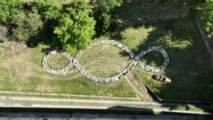 Il Terzo Paradiso di Pistoletto all'Abbazia di Novalesa