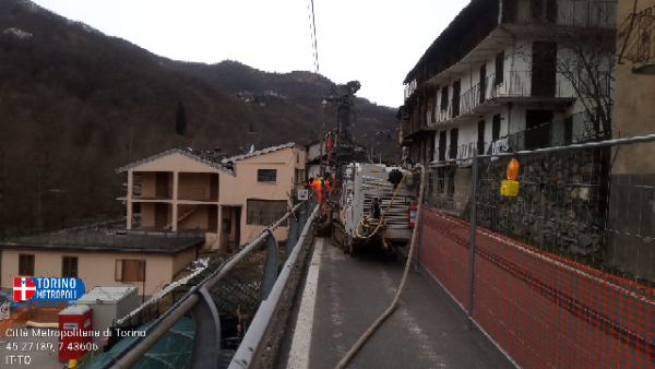 il cantiere a Traves