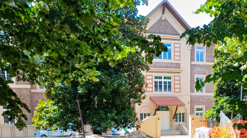 Copertina con immagine Villa 6